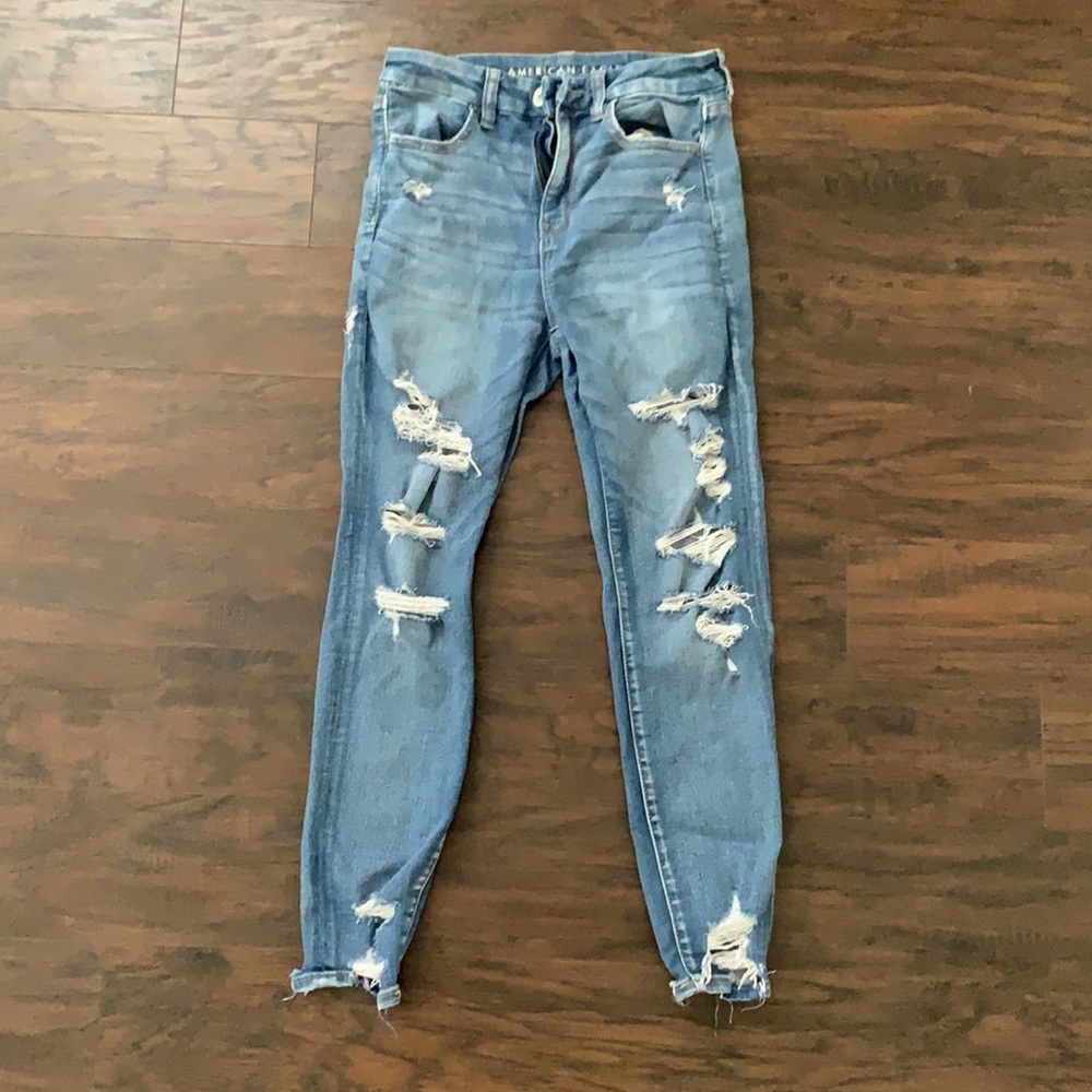 American eagle high waisted distressed jeans
